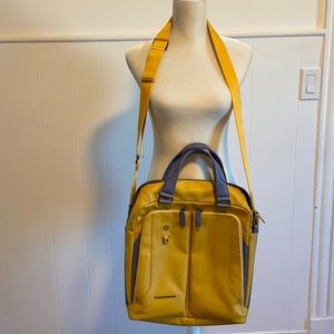 NWOT piquadro bag